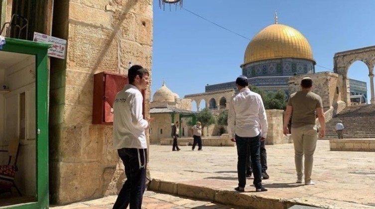 مستوطنون يجددون اقتحام المسجد الأقصى