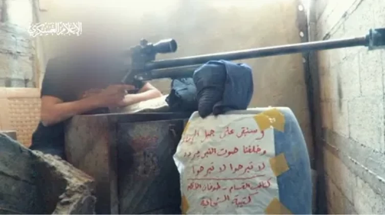 القسام تنشر مشاهد لقنص جندي من الاحتلال في تل الهوى
