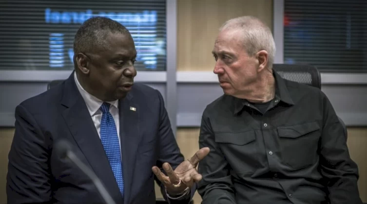 وزير الدفاع الأمريكي يهاتف غالانت.. ماذا بحثا؟