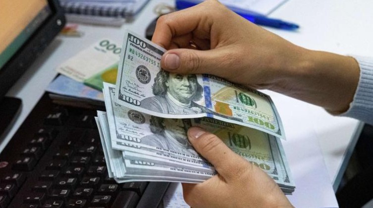 أسعار صرف العملات مقابل الشيكل اليوم الأحد