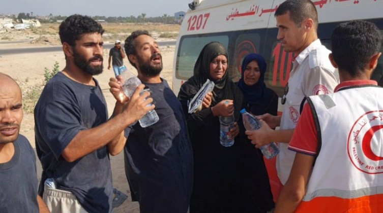 بالفيديو والصور: بالأسماء: الاحتلال يفرج عن 7 اسرى من قطاع غزة