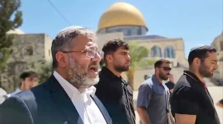 بن غفير يدعو لبناء كنيس في المسجد الأقصى ونتنياهو يعلق