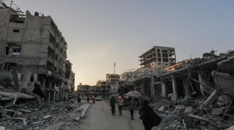 325 يوما للعدوان.. شهداء وجرحى وأومر إخلاء جديدة بدير البلح