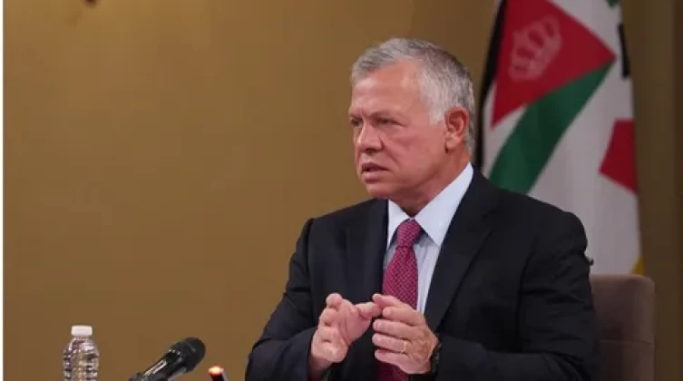 العاهل الأردني لشخصيات أمريكية: "لن نكون ساحة حرب"