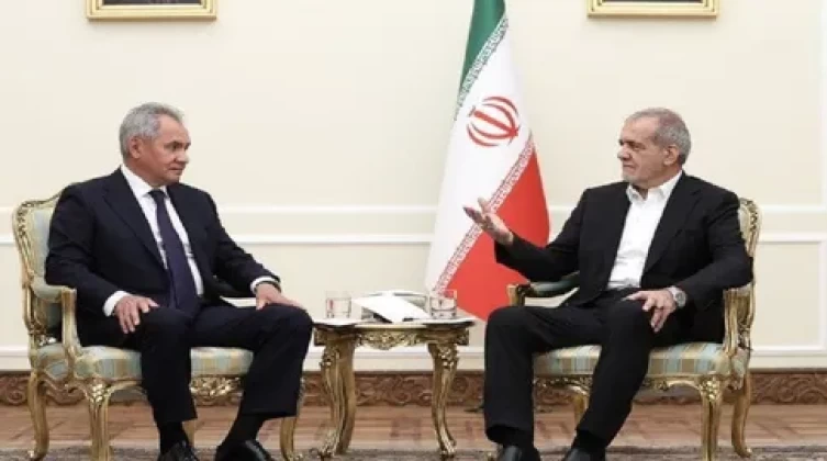 روسيا تدعو إيران لعدم استهداف المدنيين خلال ردها على الاحتلا