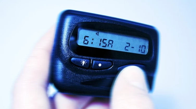 لبنان يحظر أجهزة الاتصالات اللاسلكية على متن الطائرات