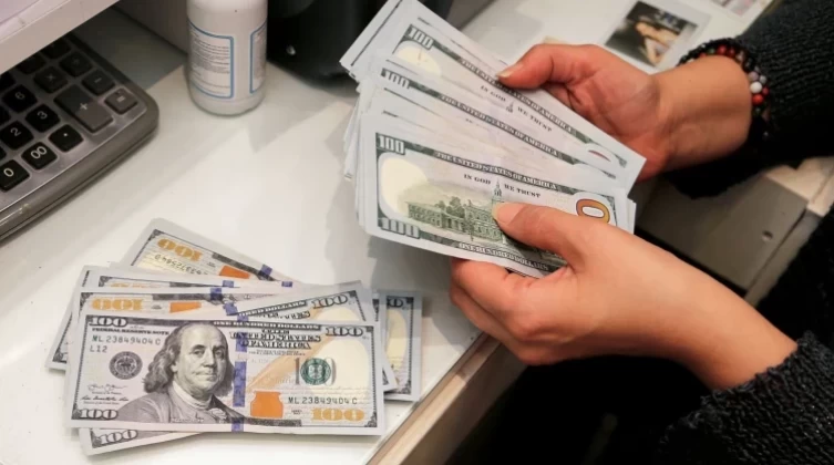 أسعار صرف العملات مقابل الشيكل اليوم الجمعة