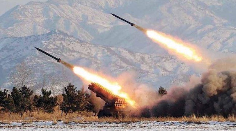 الجيش الإسرائيلي يعلن إطلاق 40 صاروخا من لبنان