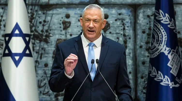 غانتس يدعو لتشكيل تحالف ضد "حماس" يشمل دولا عربية