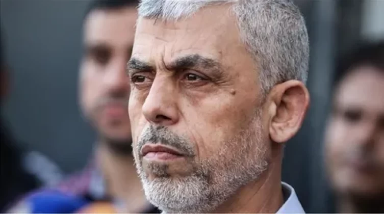 حيفة يهودية توضح حقيقة نشر تقرير مفبرك عن السنوار