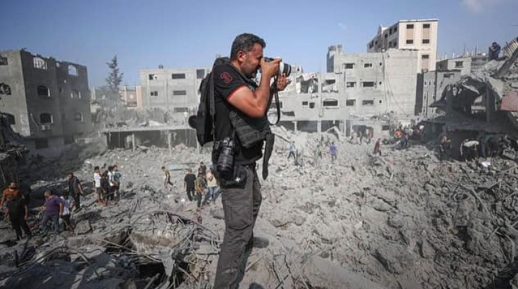 مصور صحفي من غزة يفوز بجائزة "فيزا بور ليماج" العالمية