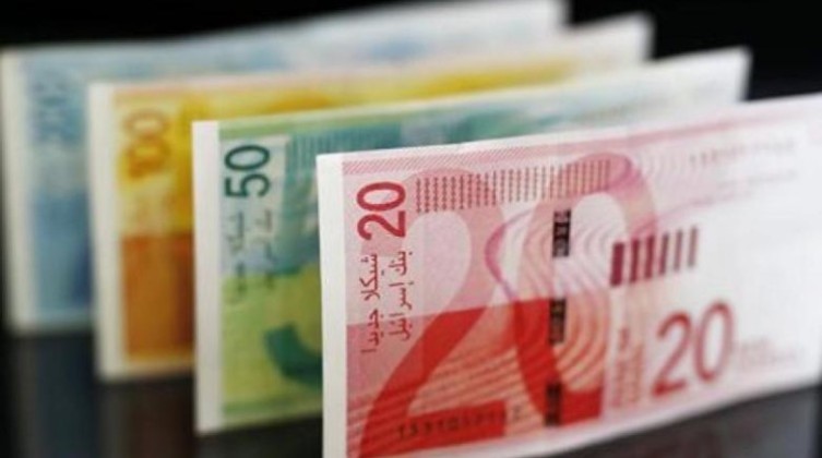 أسعار صرف العملات مقابل الشيكل اليوم الأحد