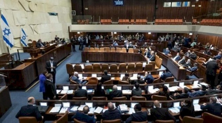 لجنة بالكنيست تقر مشروع قانون لترحيل عوائل منفذي العمليات