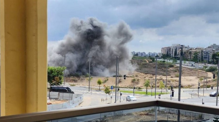 5 قتلى في سقوط قذيفة من لبنان بالمطلة