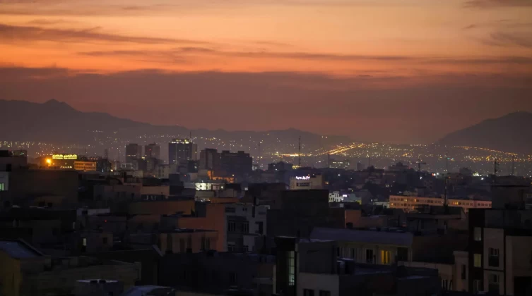 واشنطن تطالب إيران بعدم الرد على إسرائيل