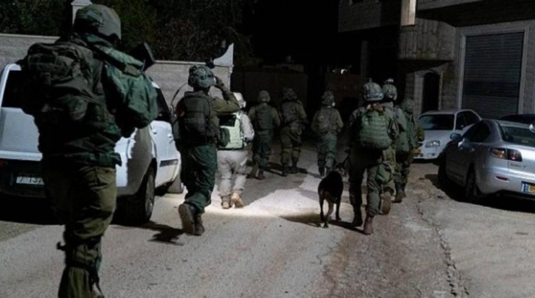 الاحتلال يشن حملة اعتقالات واسعة في الضفة