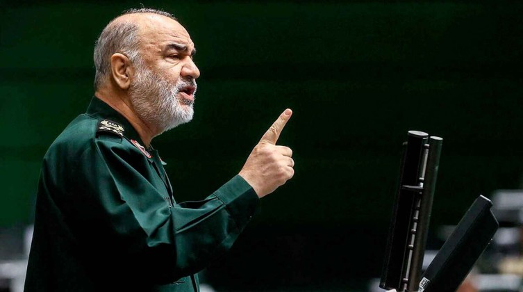 أول تعليق إيراني على أمر اعتقال نتنياهو