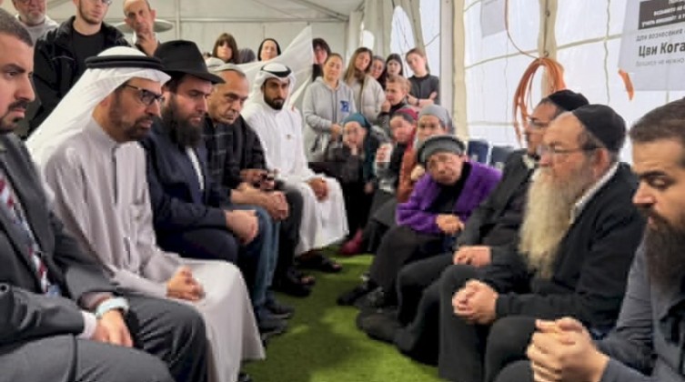 مسؤول إماراتي يعزي بوفاة حاخام إسرائيلي قتل في دبي