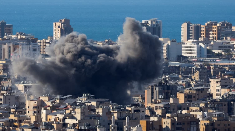 غارات إسرائيلية عنيفة تستهدف الضاحية الجنوبية