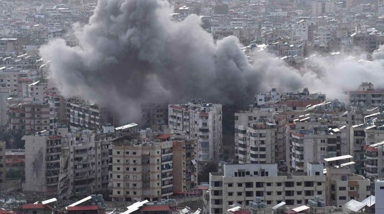 لبنان: شهداء وجرحى في غارات إسرائيلية على مدينة صور