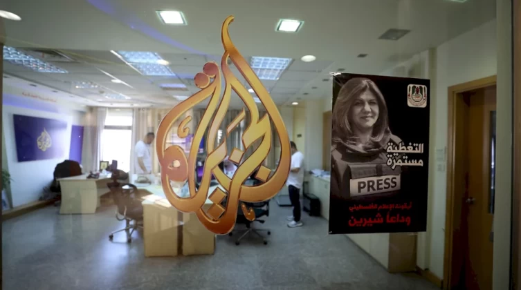 الاحتلال يمدد إغلاق مقر شبكة الجزيرة برام الله