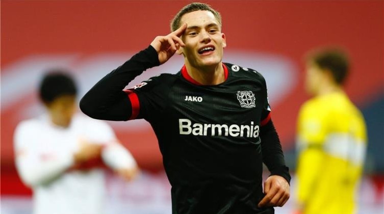 فيرتز يمدد تعاقده مع باير ليفركوزن الألماني