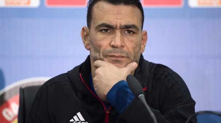 صدمة.. الموت يفجع عصام الحضري