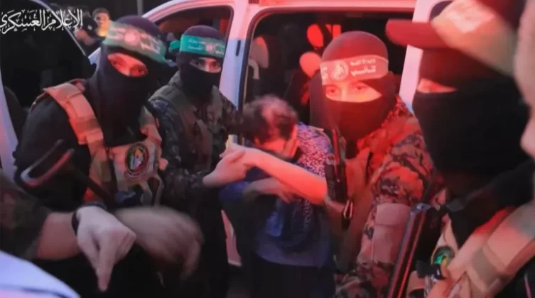 مستشار ترامب: تم تحديد الخطوط الرئيسة لاتفاق وقف إطلاق النار بغزة