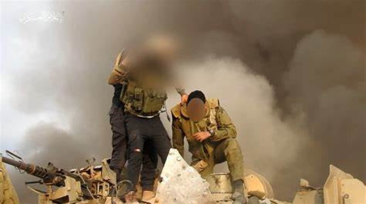 أول تعليق من حماس على مقتل 6 أسرى "إسرائيليين" في غزة