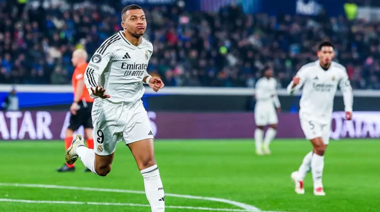 للمرة الرابعة.. مبابي يحصد جائزة أفضل لاعب فرنسي