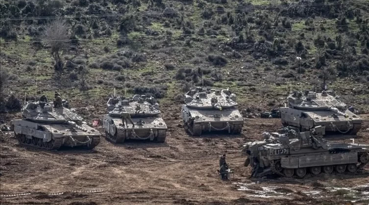 جيش الاحتلال يحرق المنازل بعد توغله في بلدتين جنوب لبنان