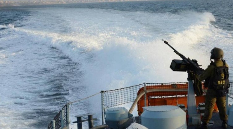 الاحتلال يعتقل 6 صيادين من بحر وسط القطاع