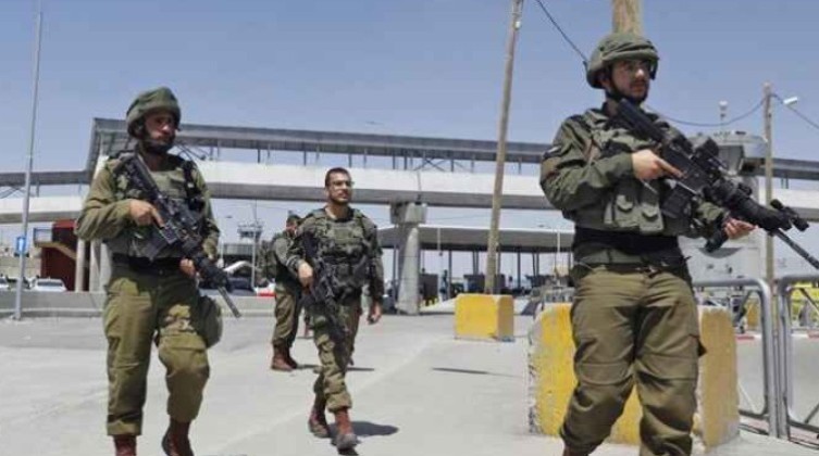 القدس: شهيد برصاص الاحتلال عند حاجز قلنديا