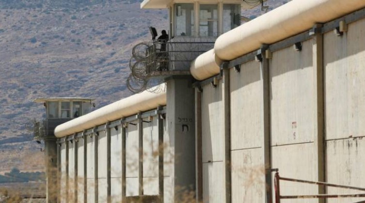 استشهاد أسير من قطاع غزة في سجون الاحتلال