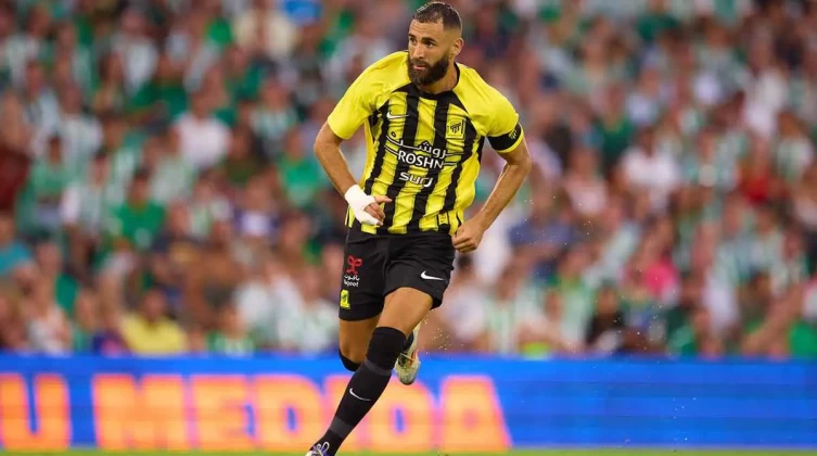 مفاجأة مدوية.. متى يعلن كريم بنزيما الرحيل عن الاتحاد السعودي؟