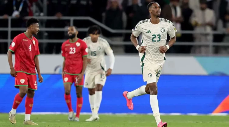 السعودية تودع خليجي 26 بهزيمة قاسية أمام عمان