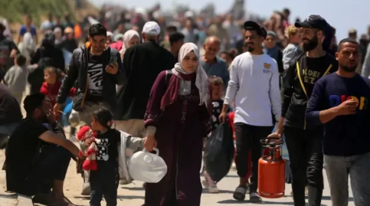 جيش الاحتلال يصدر أوامر إخلاء لمناطق في مخيم النصيرات