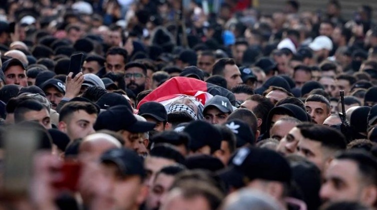 جماهير غفيرة تشيع شهداء جنين الستة