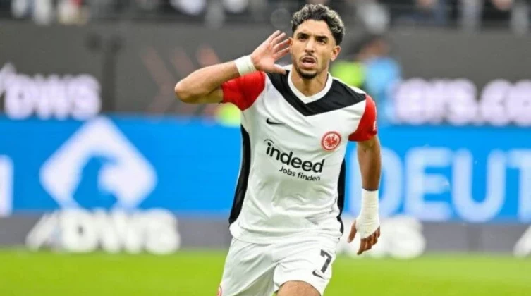 تقارير: فرانكفورت وافق على بيع مرموش لـ مانشستر سيتي