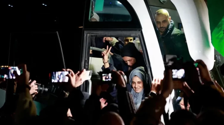 صحي تمشف عن الأسرى الفلسطينيين المقرر الإفراج عنهم ضمن صفقة التبادل
