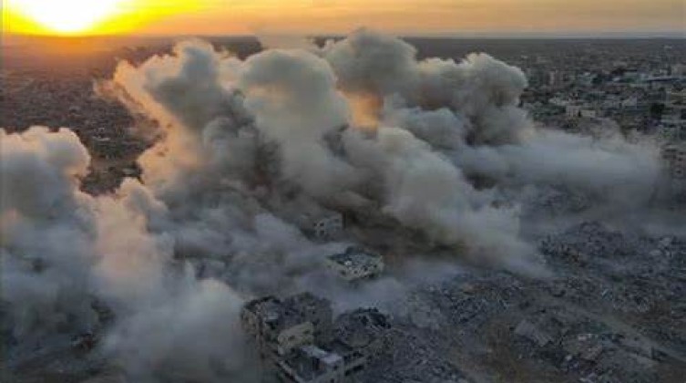 الجيش الإسرائيلي يعترف بتدمير حي كامل بشمال غزة