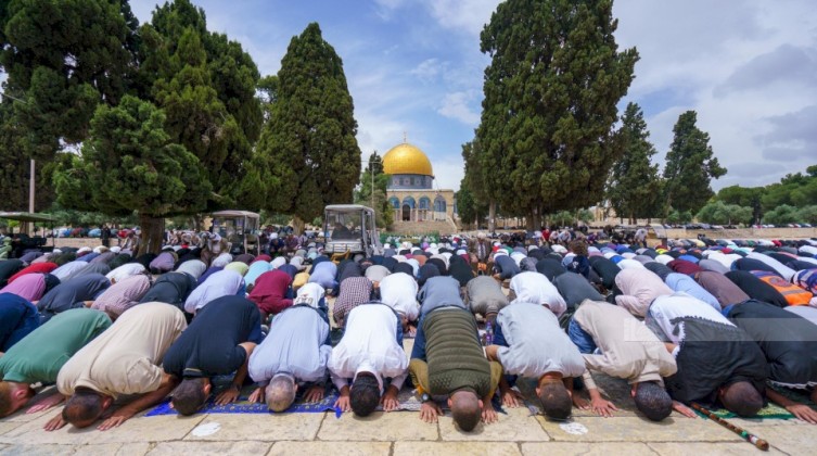 توصية إسرائيلية بفرض قيود على الصلاة بالأقصى خلال رمضان