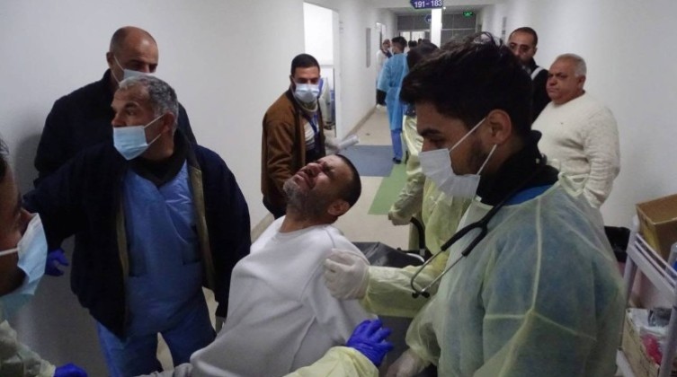 حالة صحية حرجة لأسرى غزة لدى وصولهم إلى القطاع