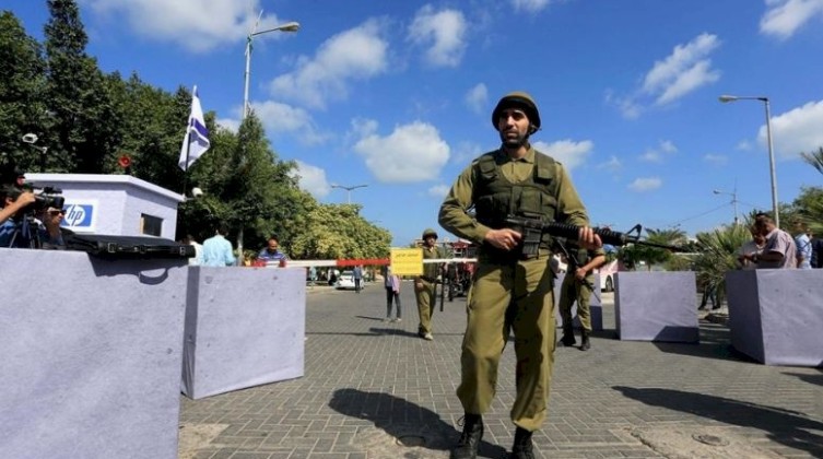 صحيفة: إسرائيل تطبق قواعد جديدة صارمة على منظمات الإغاثة التي تساعد الفلسطينيين