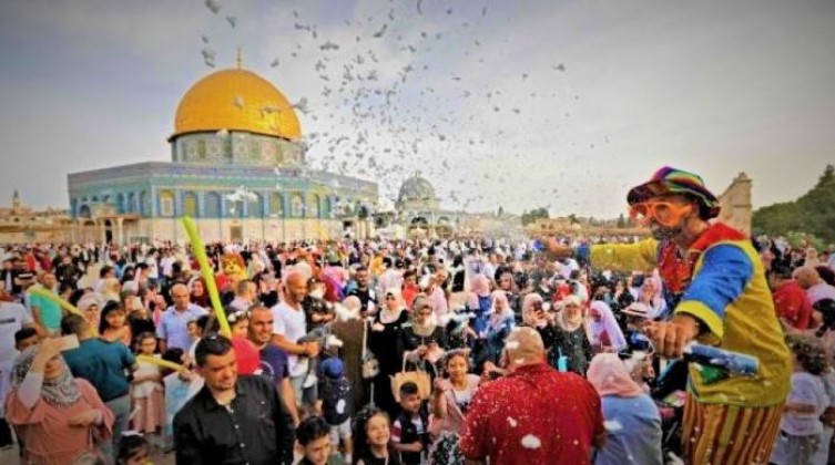 تحديد موعد صلاة عيد الفطر 2025 في فلسطين