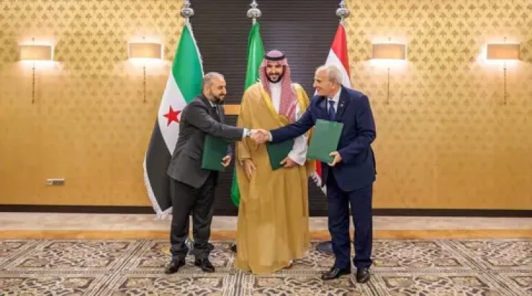 توقيع اتفاق لترسيم الحدود بين لبنان وسوريا