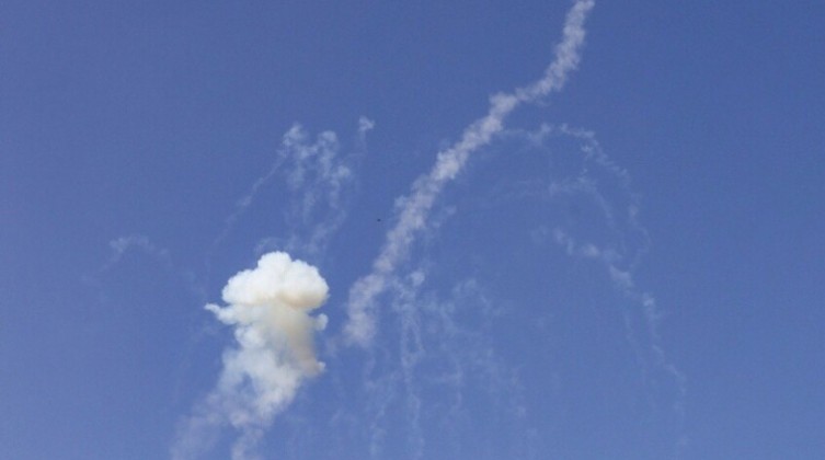 إطلاق صاروخين من اليمن باتجاه إسرائيل