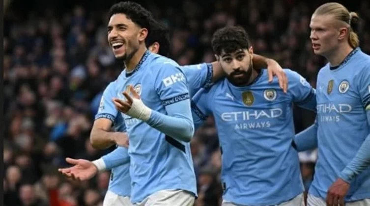 عمر مرموش يفوز بأول جائزة مع مانشستر سيتي