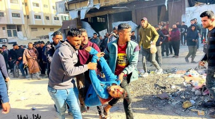 شهيد وعدد من الإصابات في قصف إسرائيلي شرق الشجاعية
