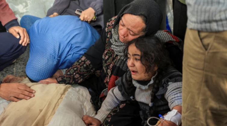 عدوان مستمر على غزة: أعداد صادمة للشهداء من النساء والأطفال